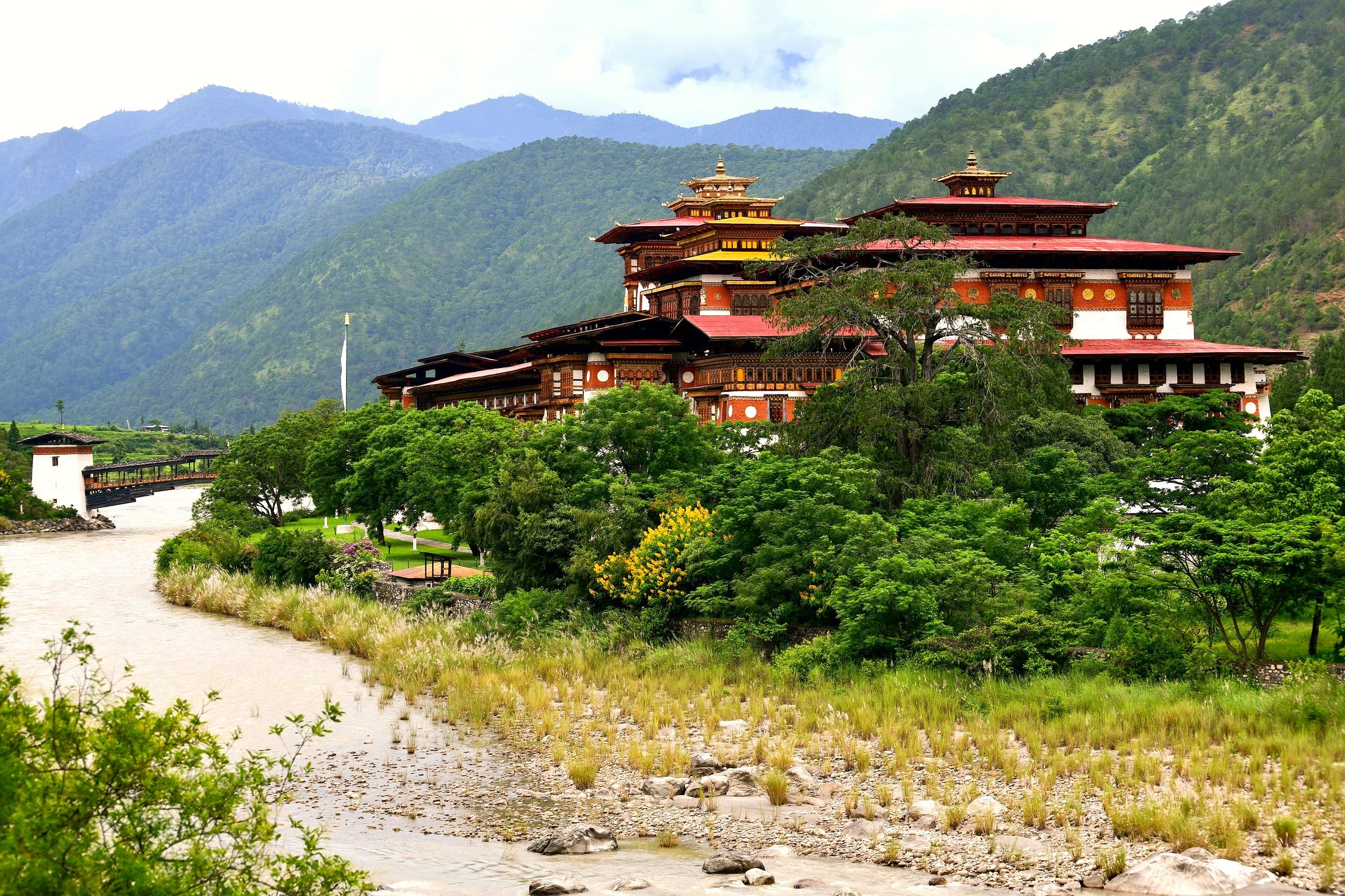 Deluxe Bhutan